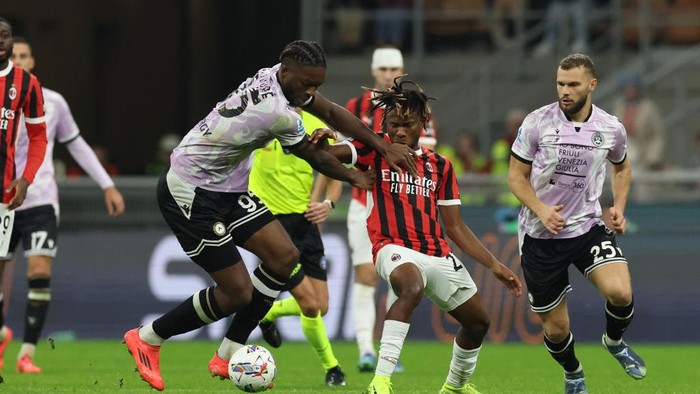 Milan Versus Udinese: 10 Pemain Rossoneri Taklukkan Zebra Kecil 1-0